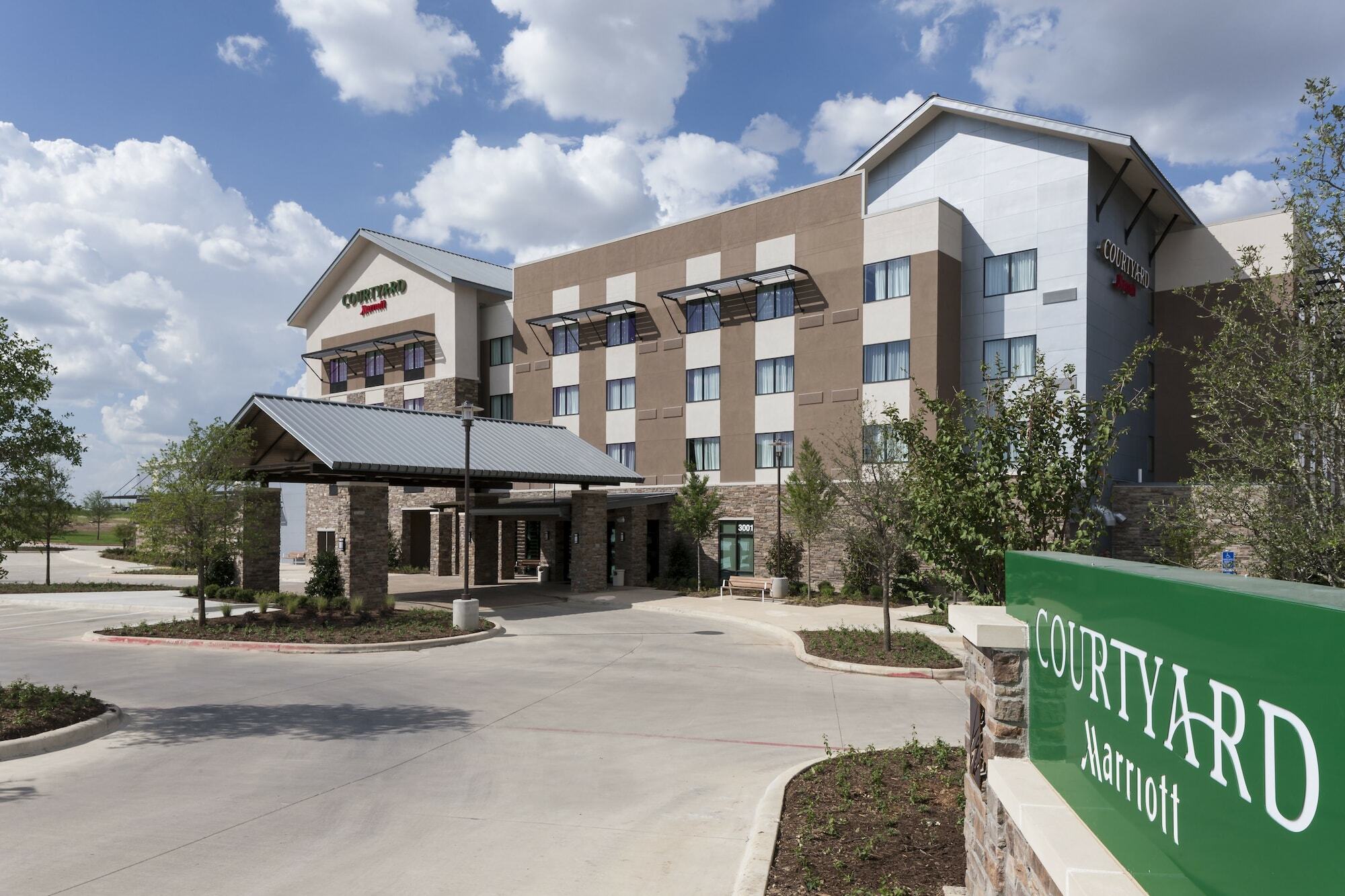 Courtyard By Marriott Fort Worth Alliance Town Center Exterior photo