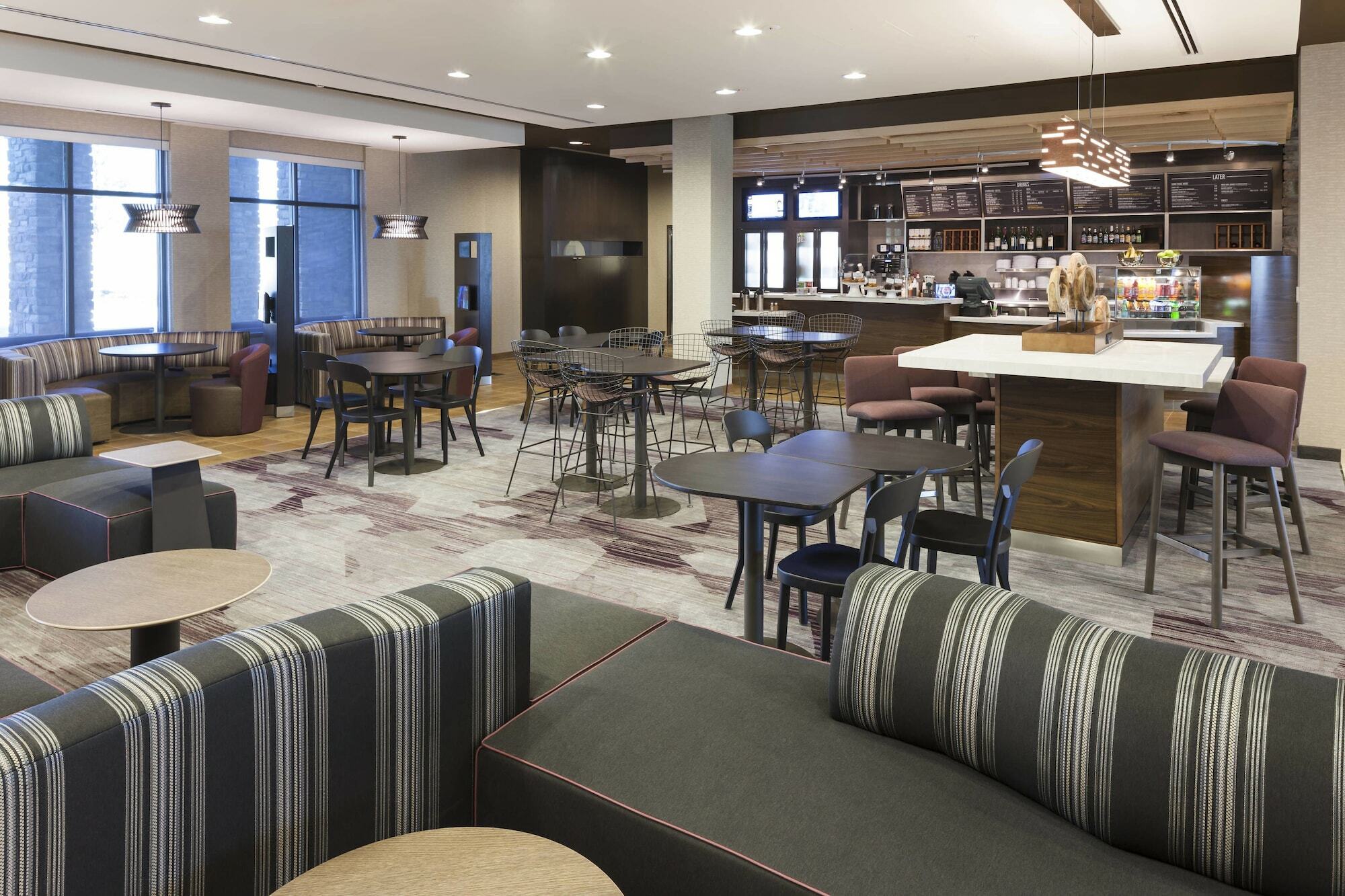 Courtyard By Marriott Fort Worth Alliance Town Center Exterior photo